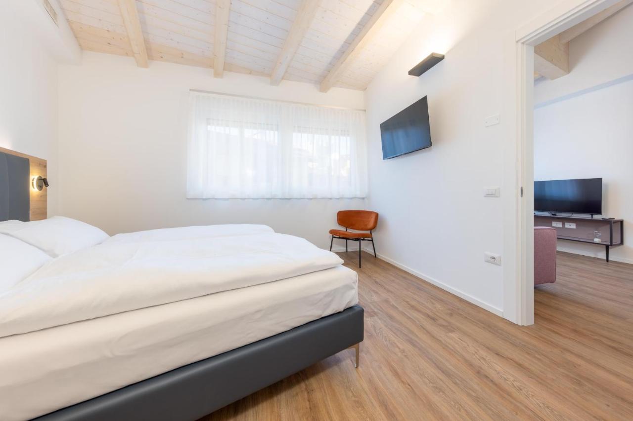 Minerva Guesthouse Тренто Екстер'єр фото